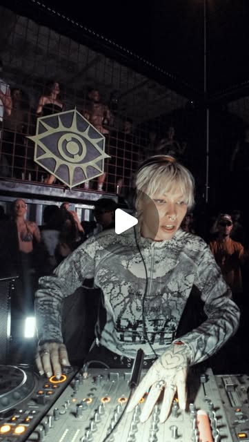 LESSSS (@lessssdj) • Instagram reel